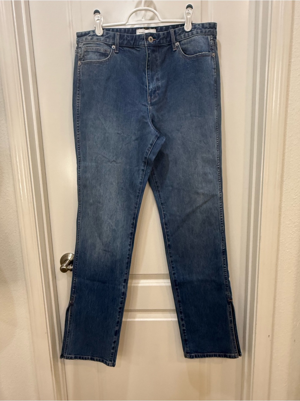 Something Navy Women’s Medium Blue Straight Jeans
